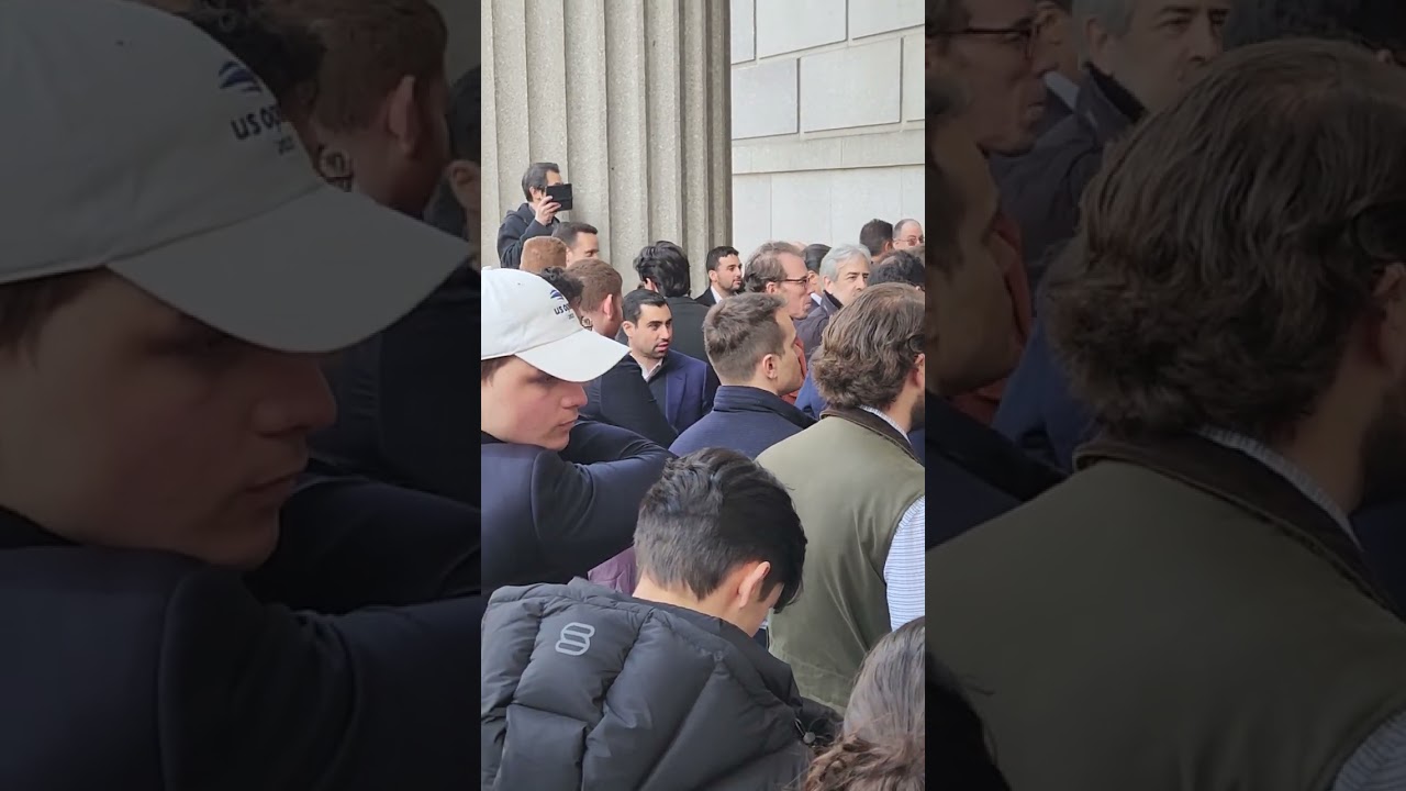 Public auction of the Flatiron building 3-22-2023