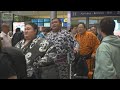 大相撲パリ公演 力士が現地入り 30年ぶりの開催へ ファンの姿も(2026年6月10日)