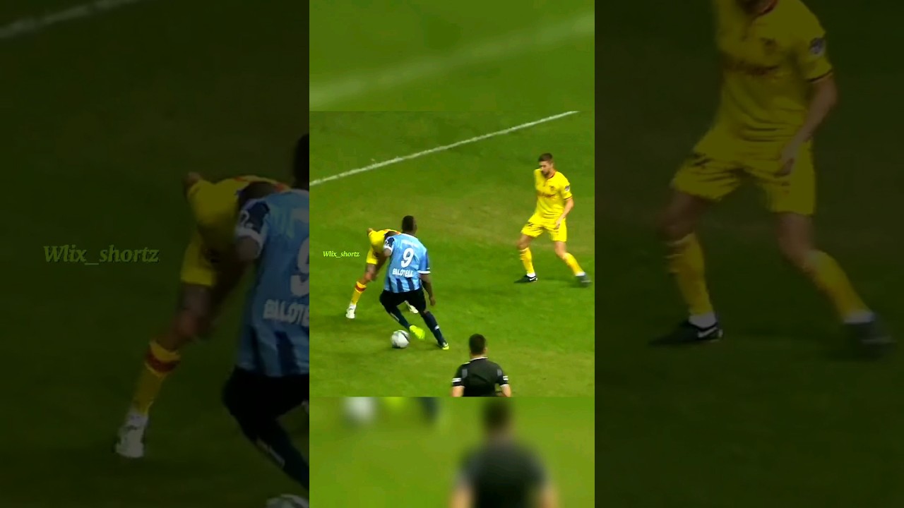 Balotelli is having Fun 😈🗿 