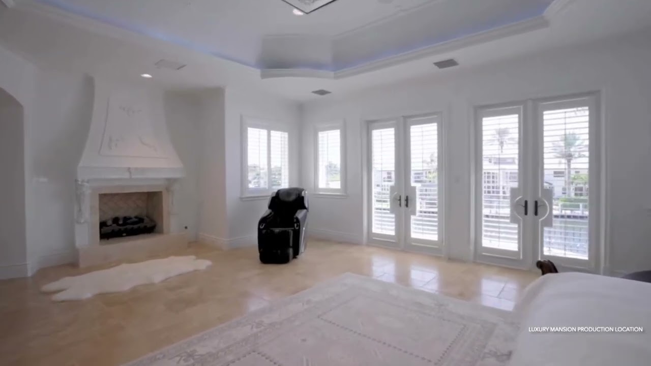 3201 NE 27th Ave. Lighthouse Point, FL.