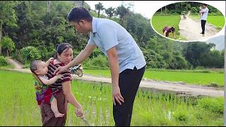 Hang helps look after Tien's child while she works in the hot sun.