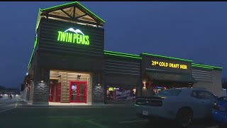 New Boardman restaurant holds grand opening