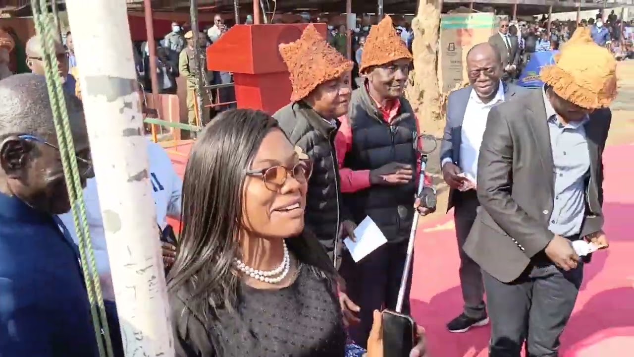 Senior chief Puta going to the main arena of Ubuilile