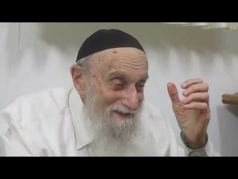 מה יקבל לקראת בר מצווה: מרן רבי אברהם פולק משגיח ישיבת סלבודקה מדריך ילד צעיר. מרתק.