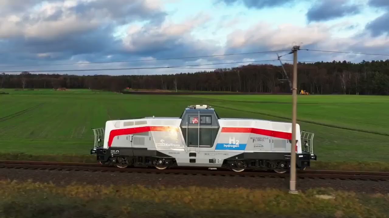Lokomotywa wodorowa PESA w ruchu