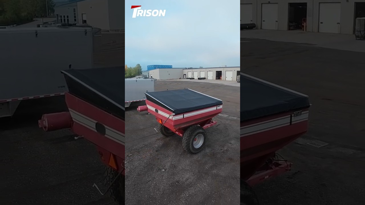 🌾🚜 Field Ready and Built to Work, this Grain Trailer is now Equipped with a New Tarp System