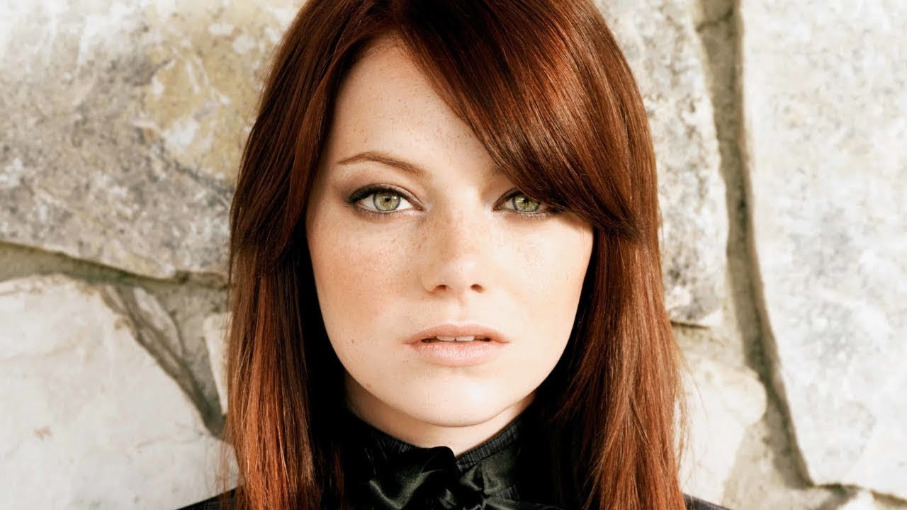 emma-stone-stockings-pantyhose-tights-heels-nylon-lingerie