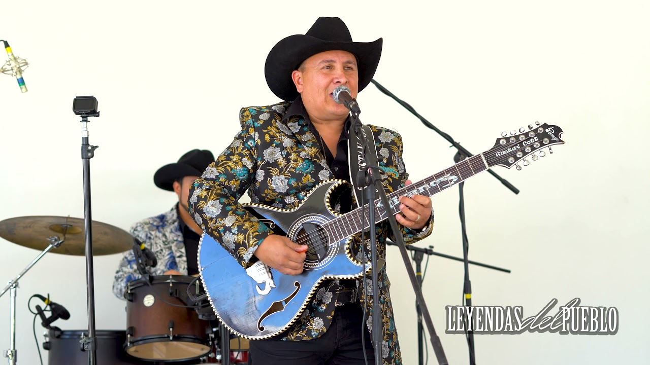 Tiranos Del Norte - Hasta La Miel Amarga