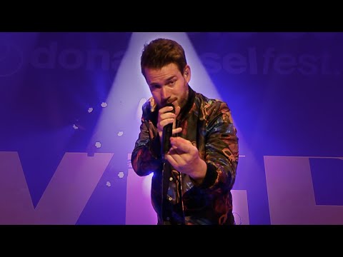 Revolverheld - Freunde bleiben (Offizielles Live Video)
