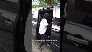 Toyota Alphard Vs Nissan Serena Lebih Worth Mana