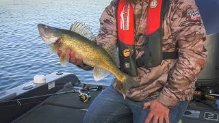 SD Shallow Crankin' Walleyes - In-Depth Outdoors TV Season 11 Episode 20