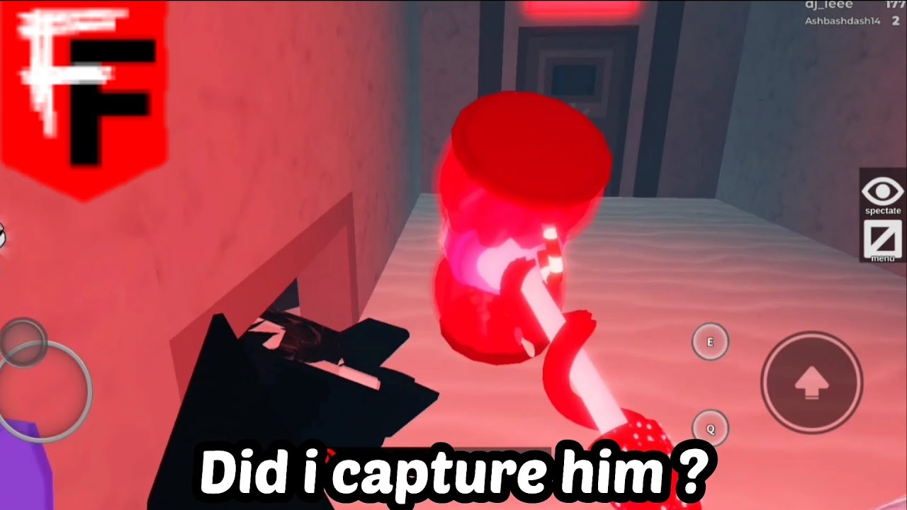 Playing FTF as Beast in Airport 