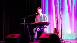 Six String Presents Chris Rosser 10/24/14