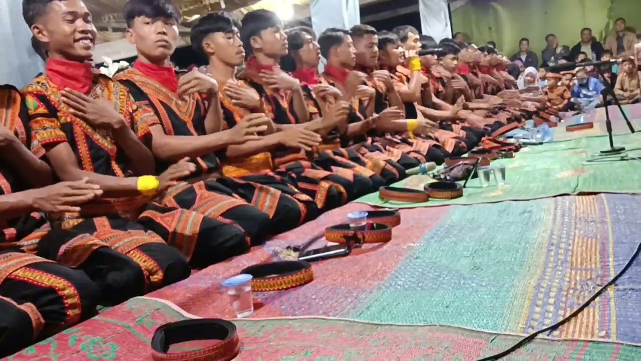 Saman Kampung PENOSAN dengan BATU HAMPARAN Kota cane.  #budaya #gayo #kesenian #saman #Gayolues