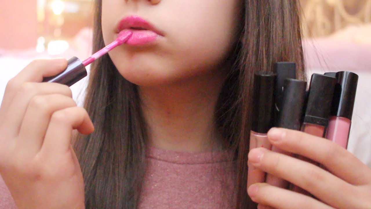 Lip Gloss Application ASMR (smacking, kissing, tapping) YouTube
