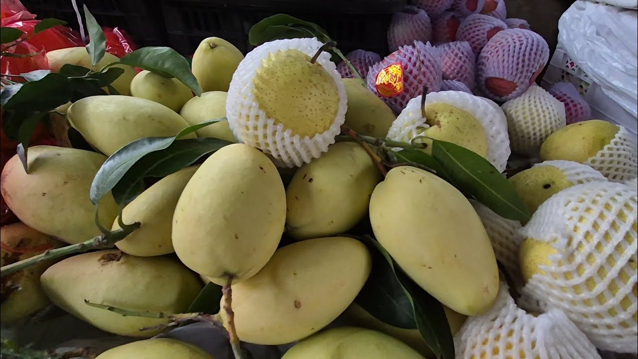 В преддверии Тета на рынках всегда царит оживление: люди готовятся к праздничным покупкам!