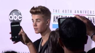 Justin Bieber and Selena Gomez Go to Bible Study