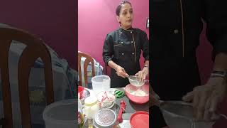 Baking Class Live - Butterscotch Sponge and Carrot Cupcakes