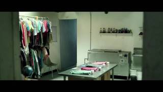 Nunca Apagues La Luz - Clip "Cerca" Castellano HD