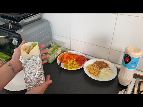 Vídeo: Como Fritar Um Kebab