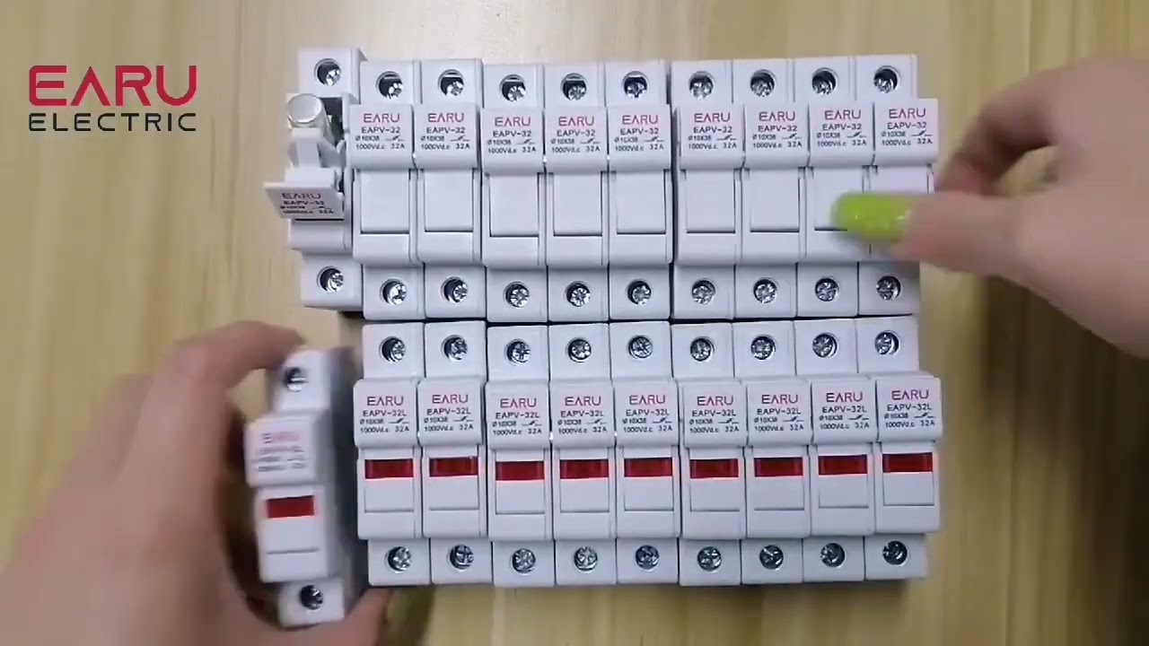 One Set 2P Parallel DC Fuse Holder 10*38mm High Voltage Solar PV 100