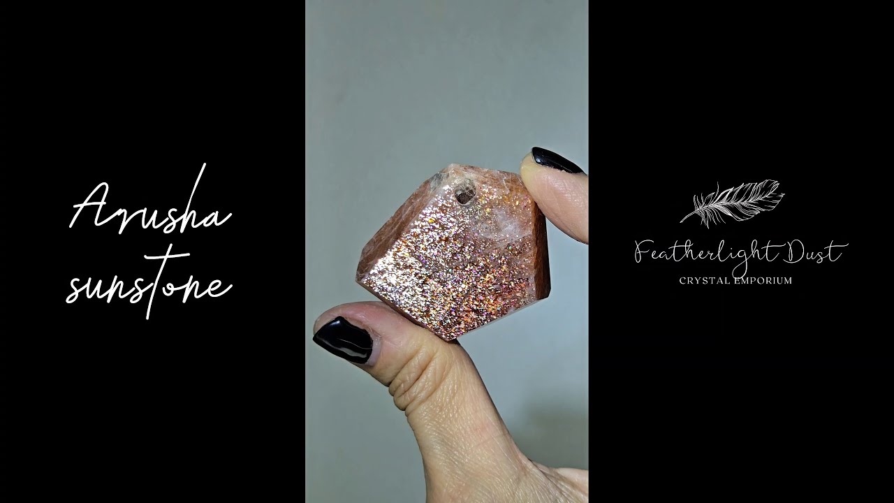Arusha sunstone with rainbow glitter, smoky quartz inclusions - SM61