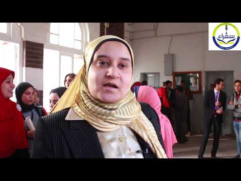 مناقشة مشروعات تخرج العلاقات العامه والاعلان بقسم الاعلام بكلية الاداب جامعة أسيوط