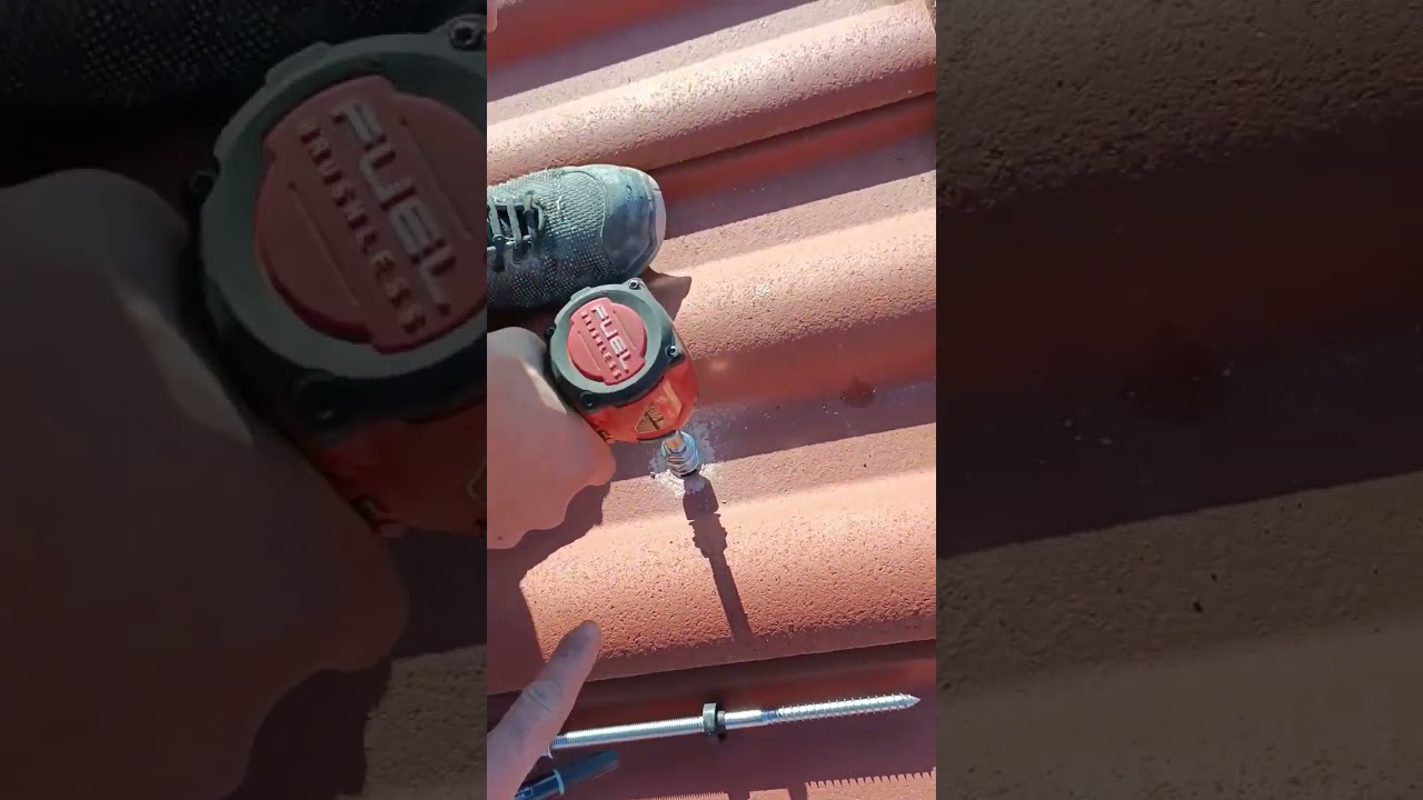 Strutture fotovoltaico per tegole 