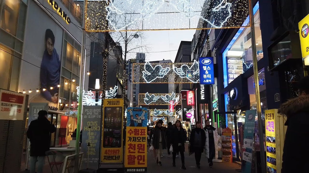 181218 Walking in Downtown Daegu, South Korea Shot on DJI Osmo Pocket ...