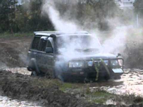 マッドドラッグ ランクル８０対決 ガソリンｖｓディーゼル Youtube