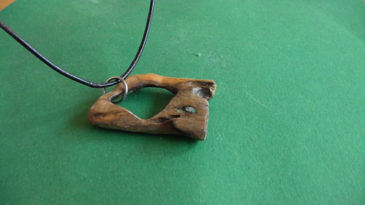 Schmuck aus Holz 12 Holzschmuck Anhänger (4)