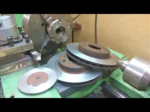 Видео: Как проточить тормозные диски
