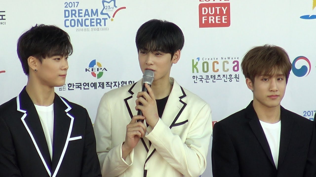 아스트로(ASTRO), 더위를 날려버리는 청량한 비주얼 (드림콘서트)