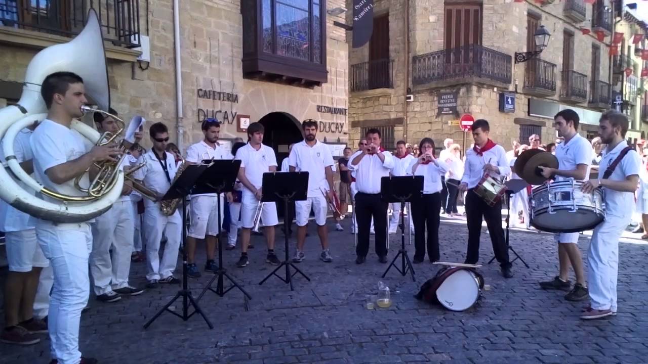 Gaiteros de Estella. Aula de Gaita de Estella y Txaranga Malatxo