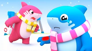 Navidad oh No el Baby Shark Tiene Una Herida  Los Nios Aprenden Consejos De Seguridad