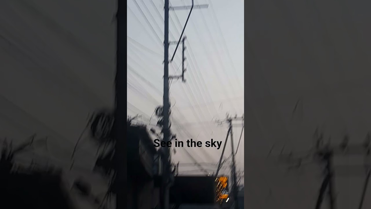 weird  thing seen in sky