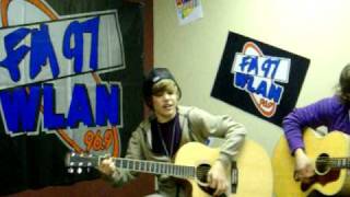 Download Lagu justin bieber-favorite girl[acoustic performance] MP3