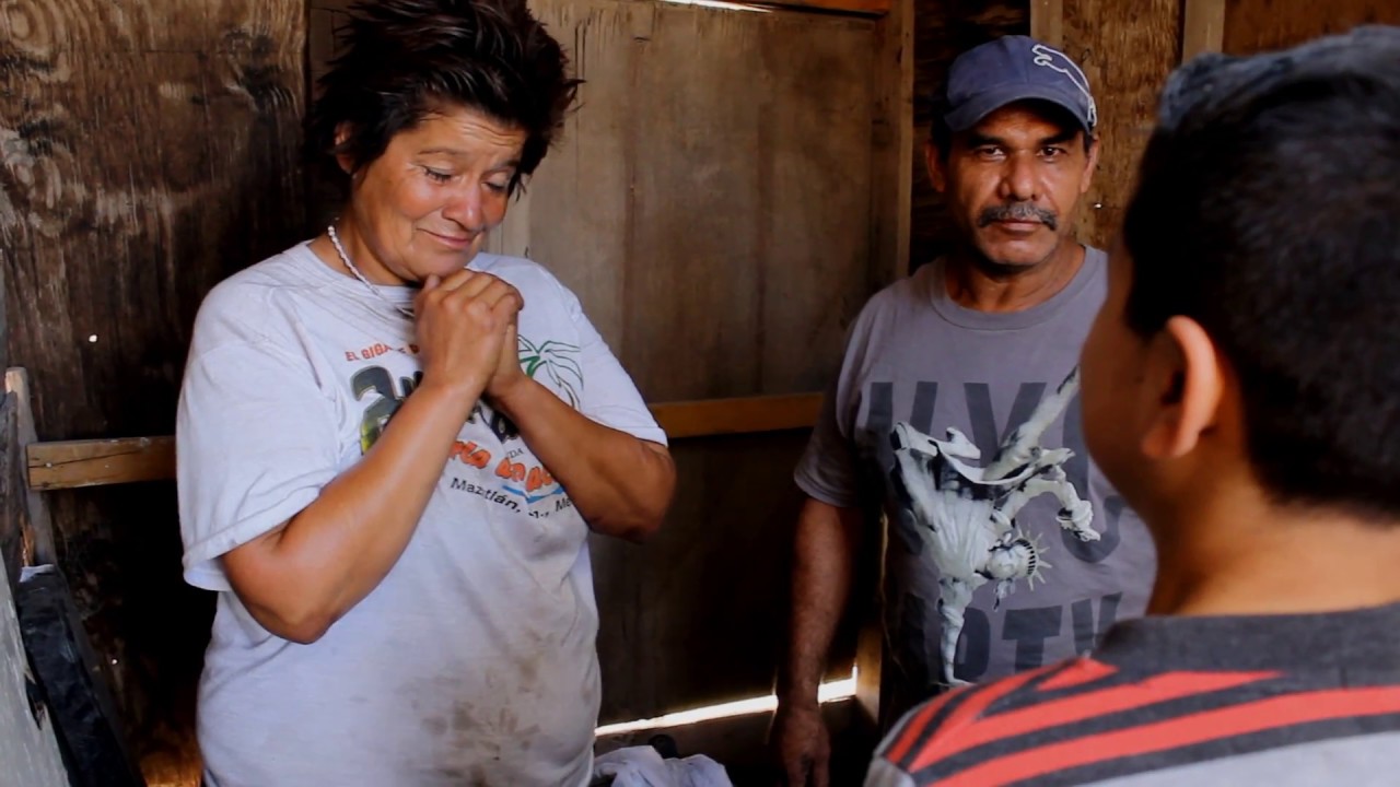 En alguna esquina - Calle Cerrada Mxl Ft Benny Lizarraga Video Oficial