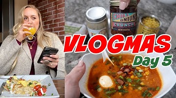 Christmas Shopping, Trader Joes Haul + My Ramen Recipe! | VLOGMAS DAY 5