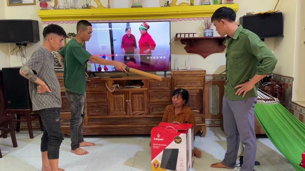 Mụ Liên Cãi Thì Bị Hảo Đánh Cho Vỡ Mồn