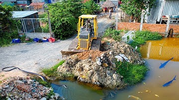 First Start a Perfect Landfill Mix! Delete In Flooded Garbage Using Skills Dozer D31PX & 5Ton Truck