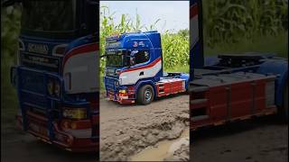 Massive RC Scania D. Kontos Beast CrushingMud!A🚛🔥