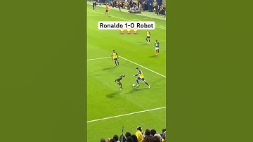 Ronaldo 1-0 Robot 😂😂