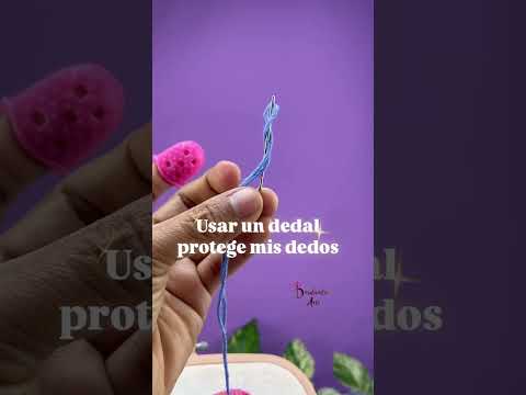 Dedal, aguja e imán: aliados perfectos en el bordado ✨🪡 #BordadoConAmor #bordandoarte  #stitching