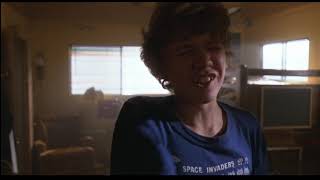 E.T. the Extra Terrestrial: E.T. Meets Michael and Gertie (2002 Version, Widescreen)