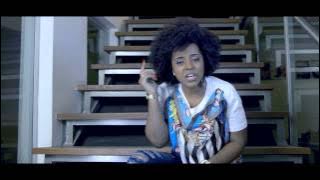 Eva Rapdiva - És uma estrela feat Leonardo Wawuti 2014