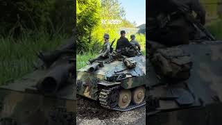 Tank model on the move #rc #hobby #ww2 #militaryhistory #scalemodel