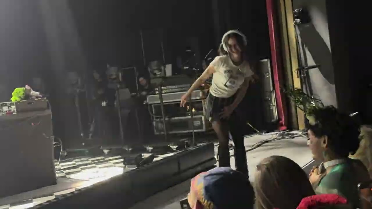 Love Songs/Heart Strings By Mallrat Live Greek Theater Los Angeles,CA 10/16/25