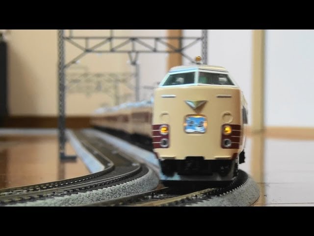 HOゲージ鉄道模型】 TOMIX 485系300番台非貫通形特急電車 - YouTube