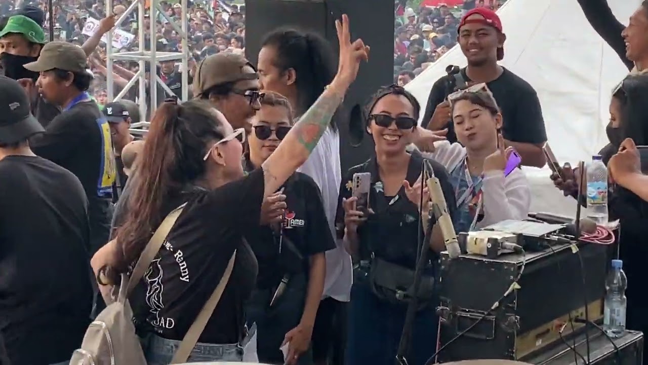 SBBT 7 . MOMONON OH CANTIK